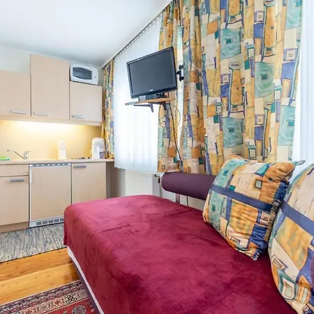 Homestay szállás Haus Zu Den Zwei Eichen Perchtoldsdorf