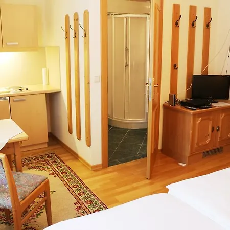 Homestay Haus Zu Den Zwei Eichen Perchtoldsdorf