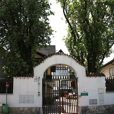 Haus Zu Den Zwei Eichen Perchtoldsdorf