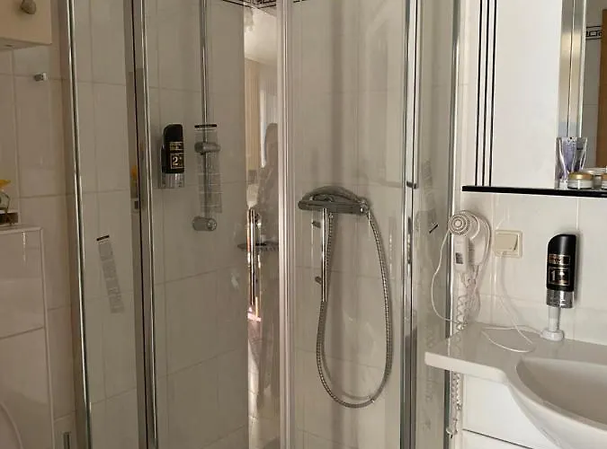 Homestay Haus Zu Den Zwei Eichen Perchtoldsdorf