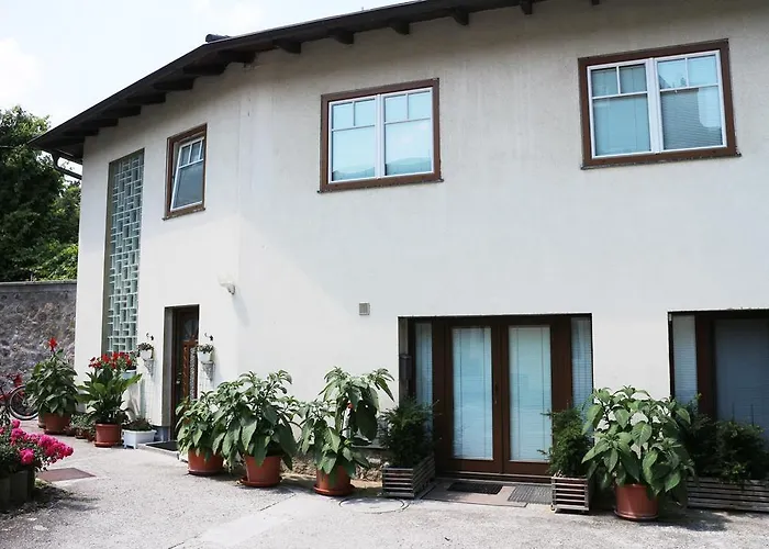 Haus Zu Den Zwei Eichen * Perchtoldsdorf